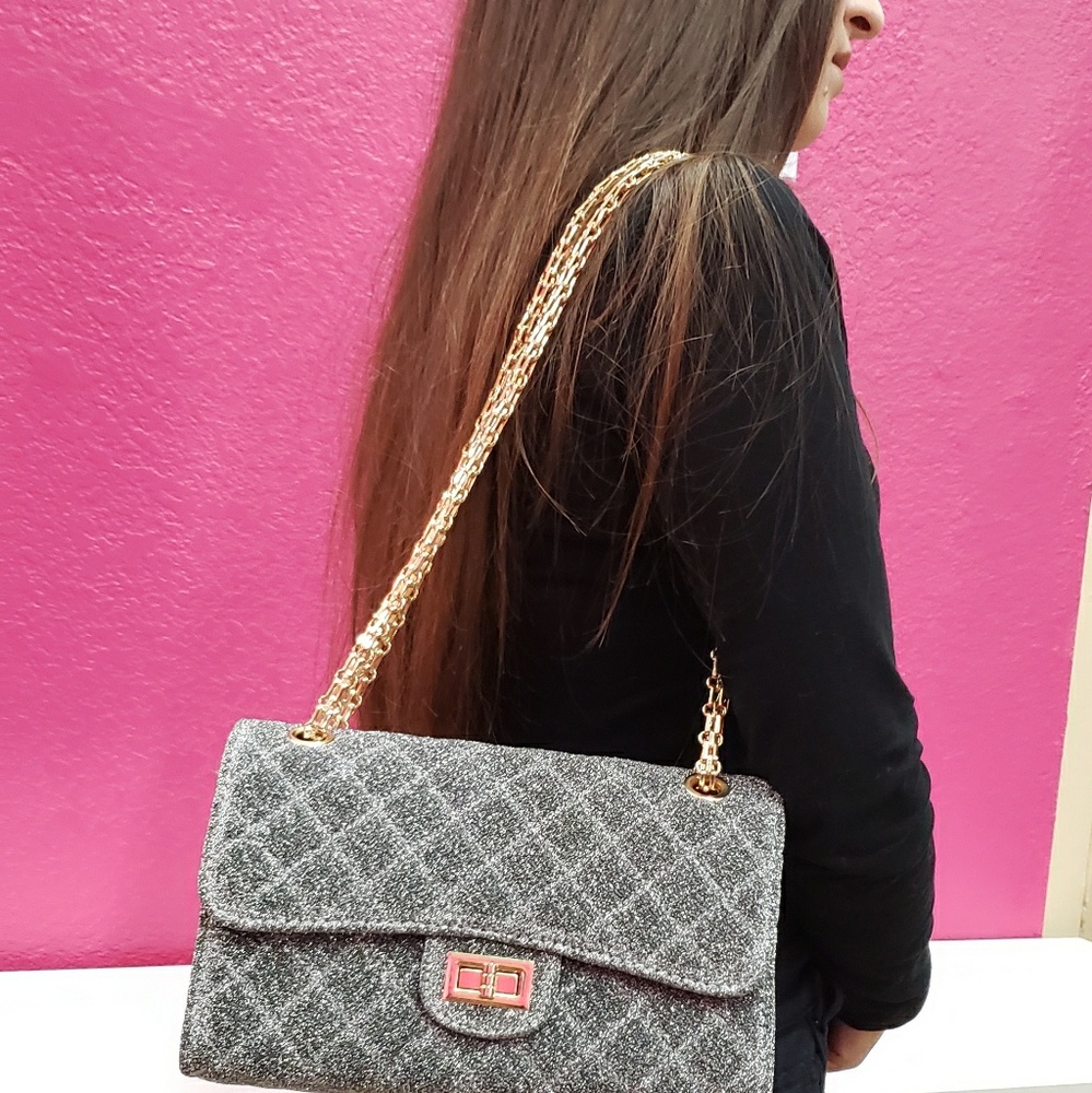 Quilted classic chain bag Golden Goddess 🔥🔥🔥 - Picture 1 of 4